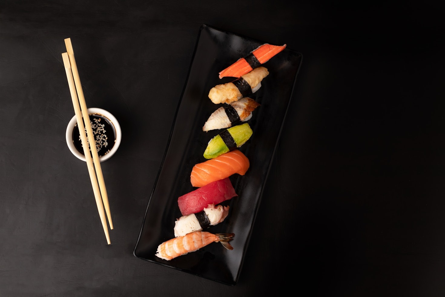 Sekrety profesjonalnego cateringu sushi na wydarzenia